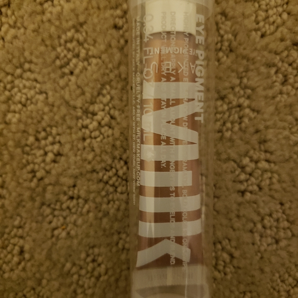 MILK makeup Eye pigment in Gig